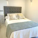 Precioso Estudio En קסטרו אורדיאלס
